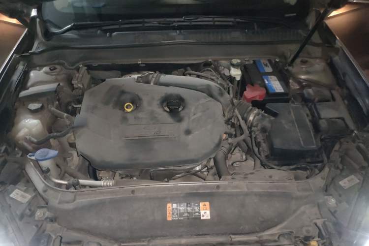 Used Ford Mondeo 2017 EcoBoost 200 Luxury Model Engine Bay