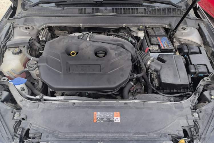 Used Ford Mondeo 2017 EcoBoost 200 Stylish Model Engine Bay