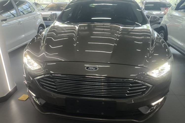 Used Ford Mondeo 2017 EcoBoost 180 Luxury Model Front