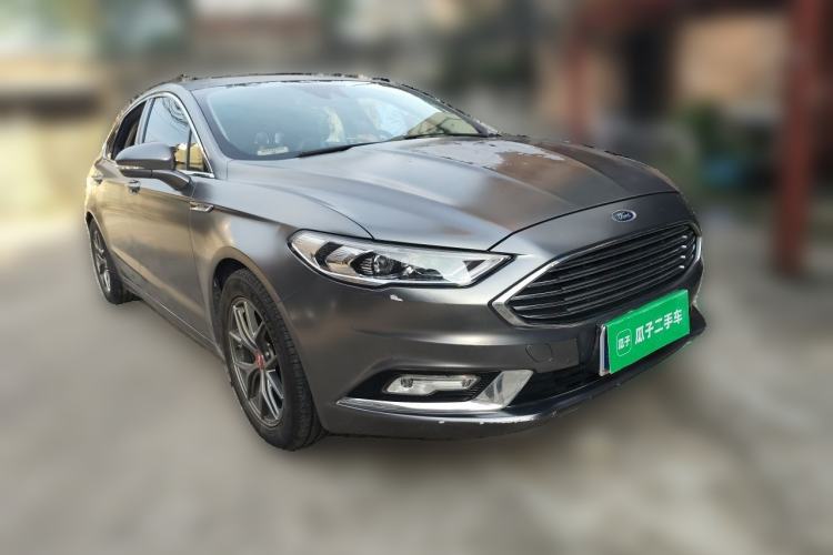 Used Ford Mondeo 2017 EcoBoost 180 Luxury Model Front Right 45 Deg