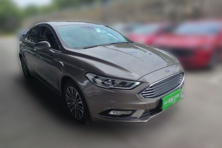 Used Ford Mondeo 2017 EcoBoost 200 Luxury Model Front Right 45 Deg