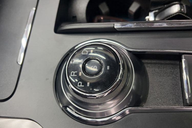 Used Ford Mondeo 2017 EcoBoost 180 Luxury Model Gear Lever