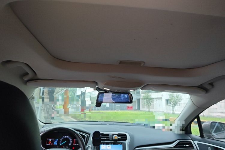 Used Ford Mondeo 2017 EcoBoost 180 Luxury Model Headliner