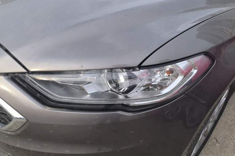 Used Ford Mondeo 2017 EcoBoost 200 Stylish Model Left Front Headlight