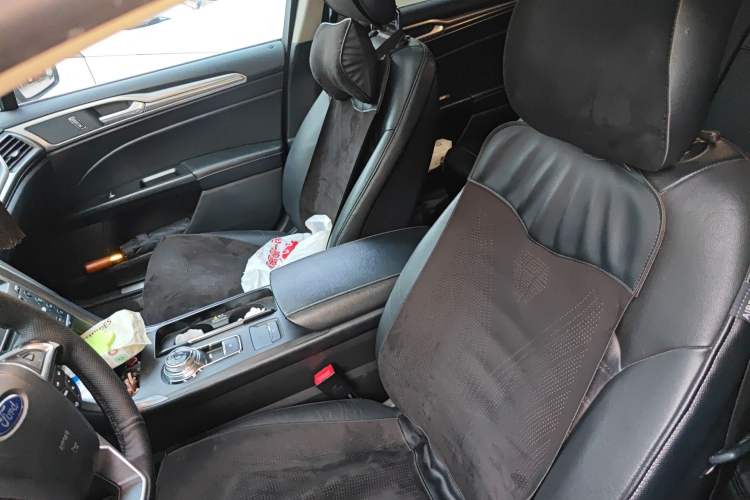 Used Ford Mondeo 2017 EcoBoost 180 Stylish Model Left Front Seat