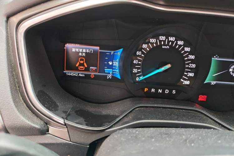Used Ford Mondeo 2017 EcoBoost 180 Luxury Model Odometer Close Up