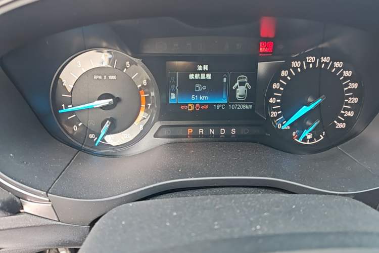 Used Ford Mondeo 2017 EcoBoost 180 Stylish Model Odometer Close Up