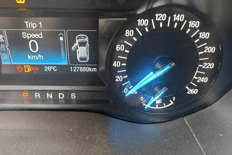 Used Ford Mondeo 2017 EcoBoost 200 Stylish Model Odometer Close Up