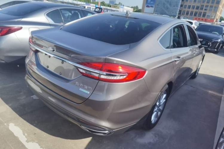Used Ford Mondeo 2017 EcoBoost 200 Stylish Model Rear Right 45 Deg