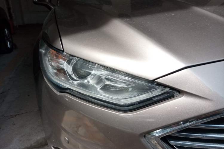 Used Ford Mondeo 2017 Facelifted EcoBoost 180 Fashion Edition Right Front Headlight