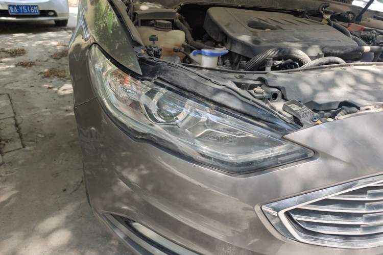Used Ford Mondeo 2017 EcoBoost 180 Stylish Model Right Front Headlight