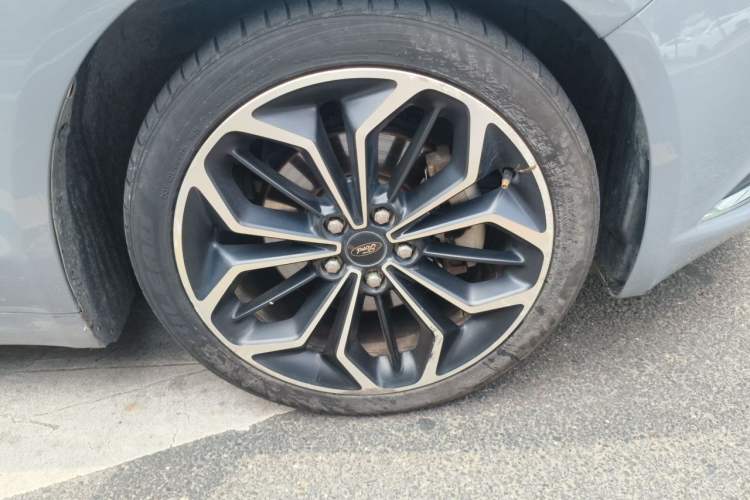 Used Ford Mondeo 2017 2.0L HEV Zhihao Model Right Front Wheel Hub