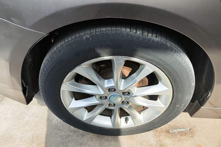 Used Ford Mondeo 2017 EcoBoost 180 Stylish Model Right Rear Wheel Hub