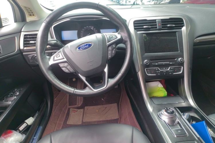 Used Ford Mondeo 2017 EcoBoost 200 Luxury Model Steering Wheel