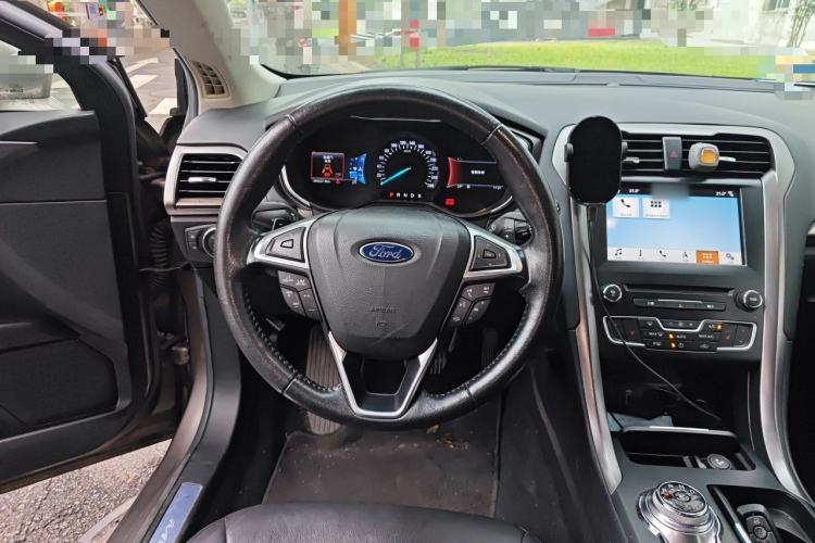 Used Ford Mondeo 2017 EcoBoost 180 Luxury Model Steering Wheel