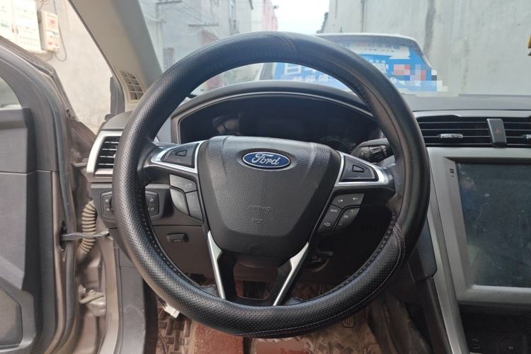 Used Ford Mondeo 2017 EcoBoost 200 Stylish Model Steering Wheel