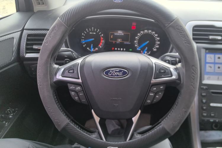Used Ford Mondeo 2017 EcoBoost 200 Stylish Model Steering Wheel