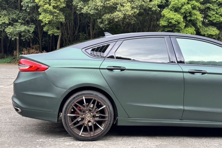Used Ford Mondeo 2017 EcoBoost 180 Stylish Model Exterior 3