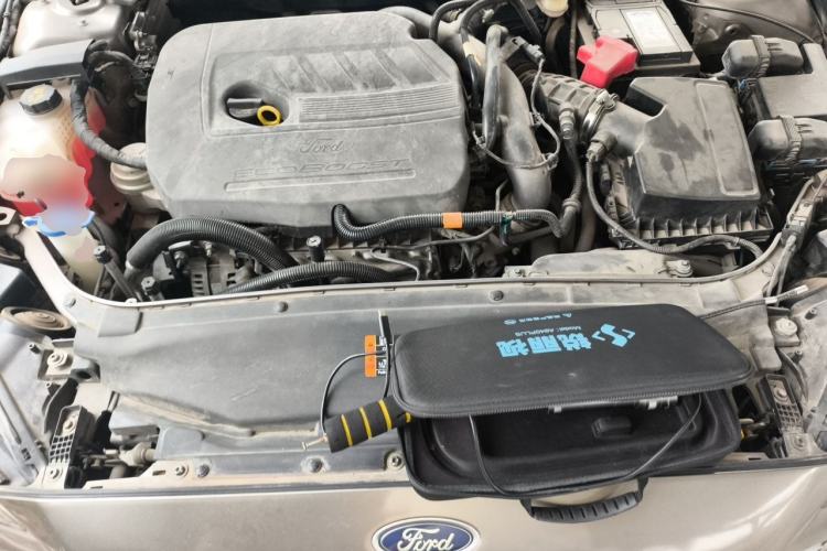 Used Ford Mondeo 2017 EcoBoost 180 Stylish Model Engine Bay
