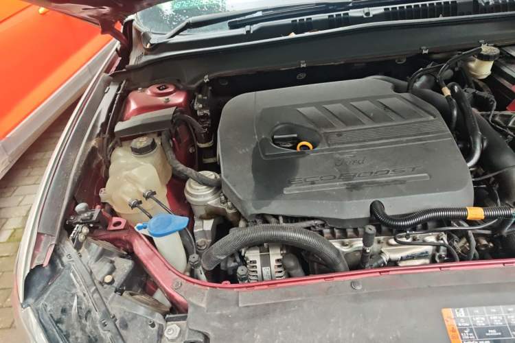 Used Ford Mondeo 2017 EcoBoost 180 Stylish Model Engine Bay Right