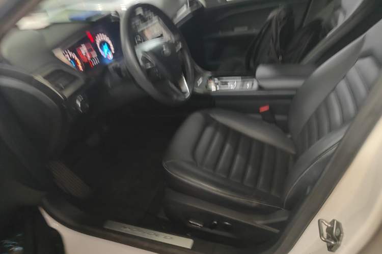 Used Ford Mondeo 2017 EcoBoost 180 Stylish Model Left Front Seat