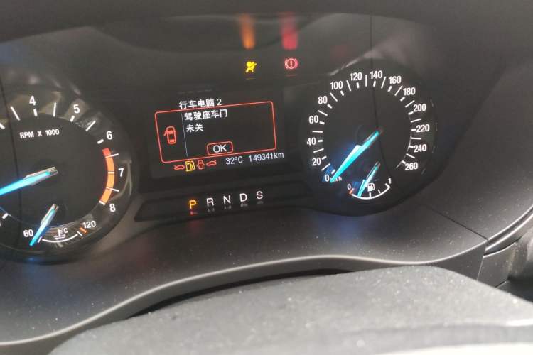 Used Ford Mondeo 2017 Facelifted EcoBoost 180 Fashion Edition Odometer Close Up