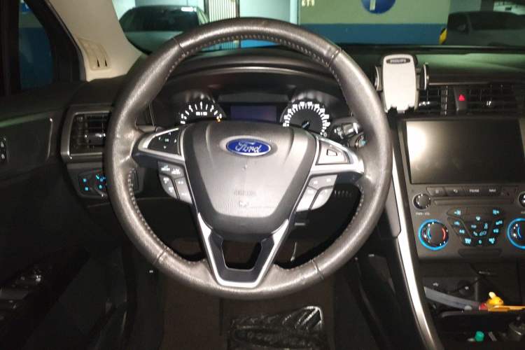 Used Ford Mondeo 2017 EcoBoost 180 Stylish Model Steering Wheel