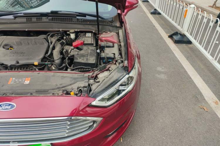 Used Ford Mondeo 2017 Facelifted EcoBoost 180 Fashion Edition Engine Bay Left