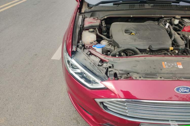 Used Ford Mondeo 2017 Facelifted EcoBoost 180 Fashion Edition Engine Bay Right
