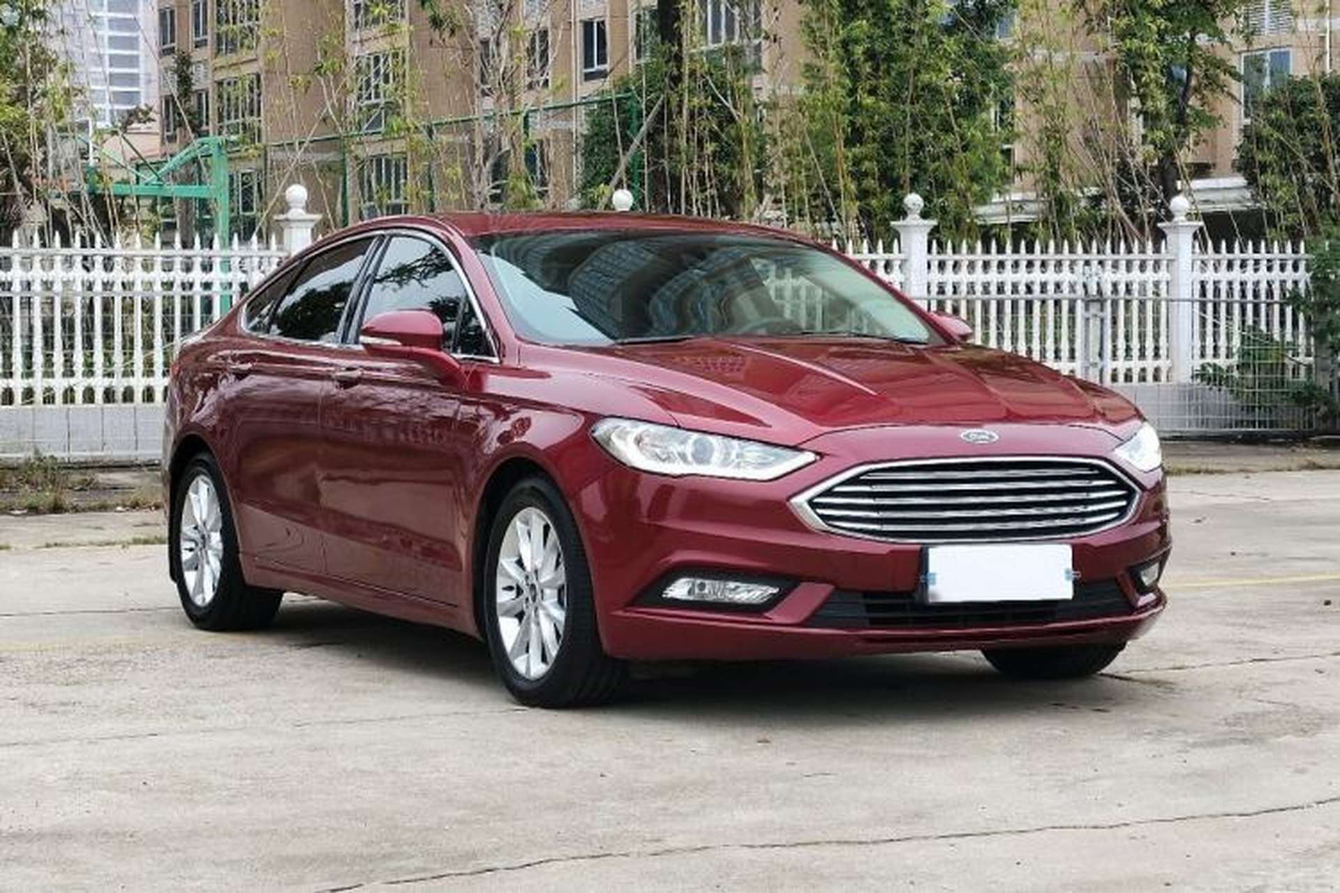 Used Ford Mondeo 2017 EcoBoost 200 Stylish Model Exterior 2