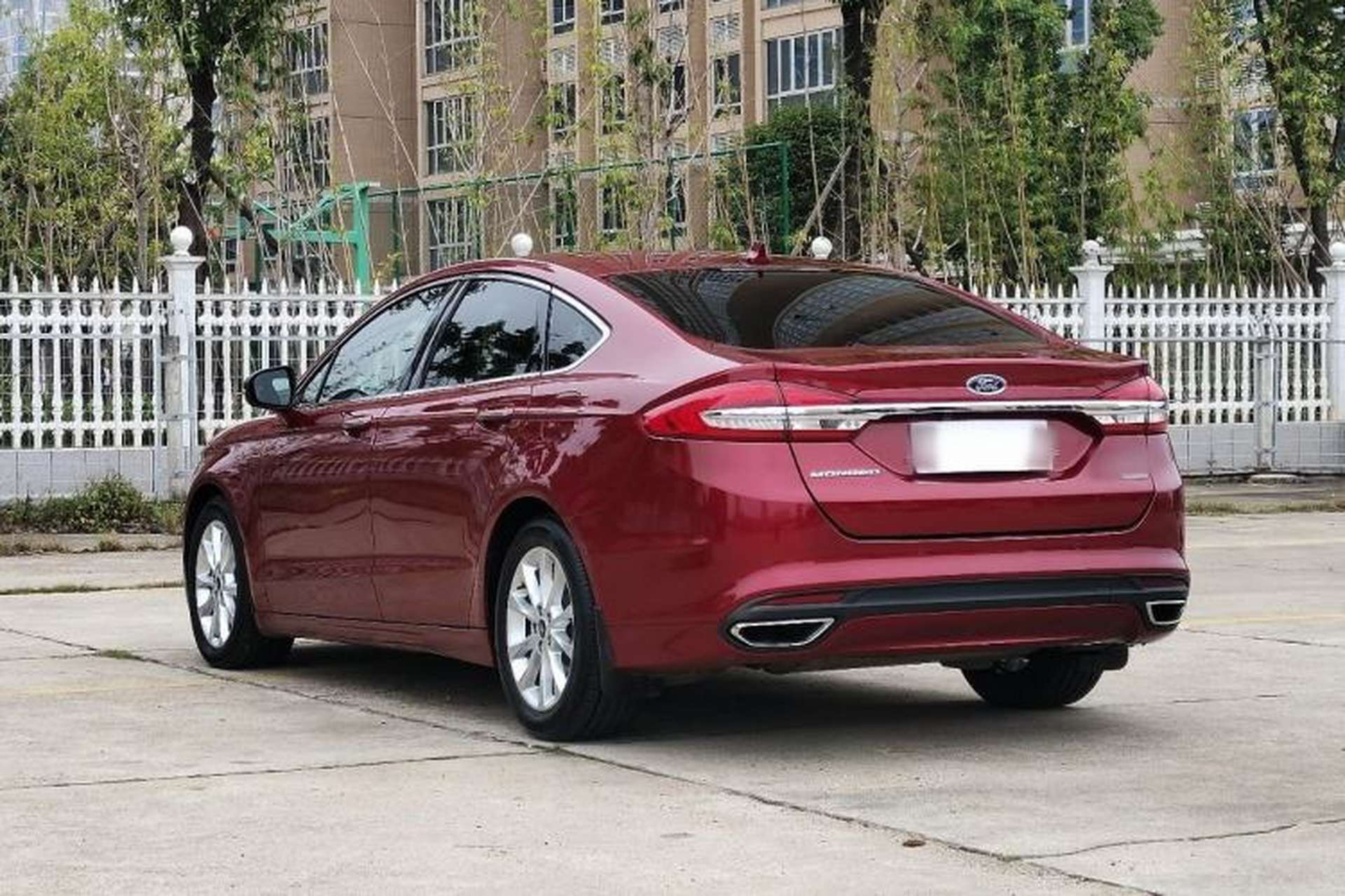 Used Ford Mondeo 2017 EcoBoost 200 Stylish Model Exterior 3