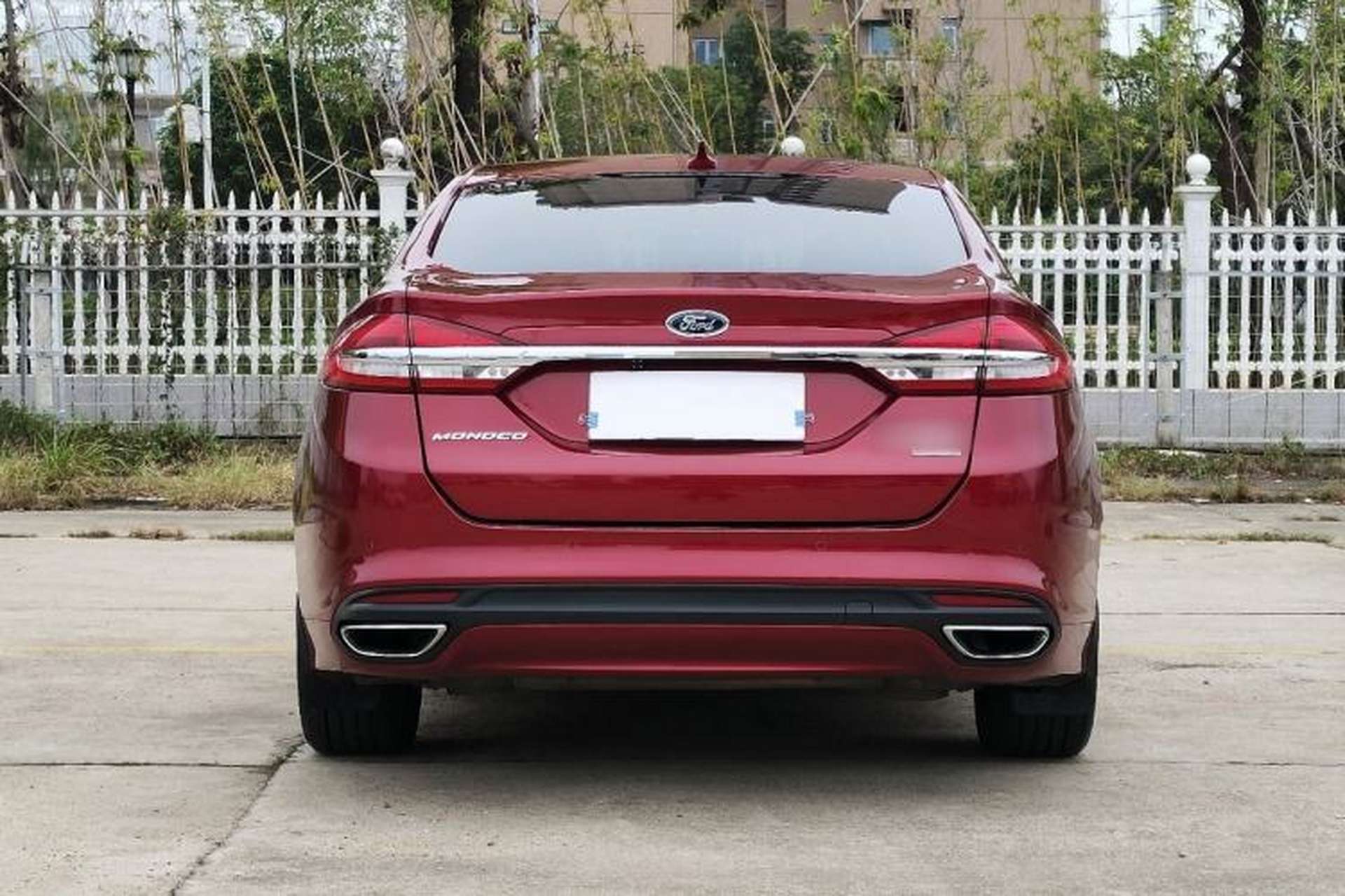 Used Ford Mondeo 2017 EcoBoost 200 Stylish Model Exterior 4