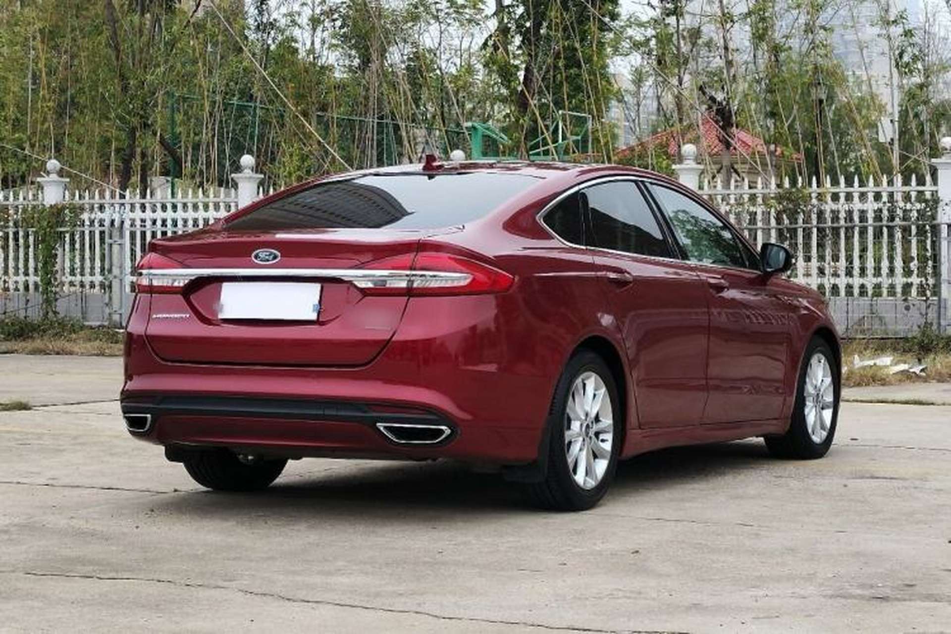 Used Ford Mondeo 2017 EcoBoost 200 Stylish Model Exterior 5