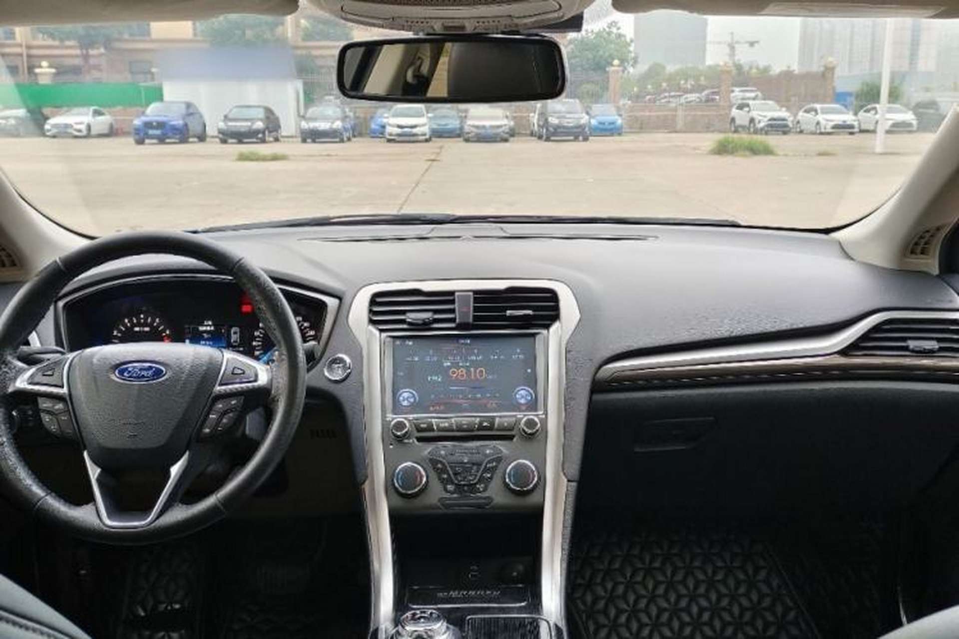 Used Ford Mondeo 2017 EcoBoost 200 Stylish Model Interior 1