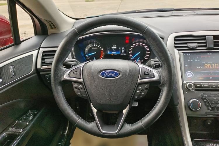 Used Ford Mondeo 2017 EcoBoost 200 Stylish Model Interior 2