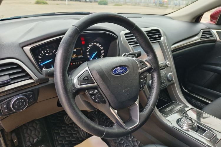 Used Ford Mondeo 2017 EcoBoost 200 Stylish Model Interior 4