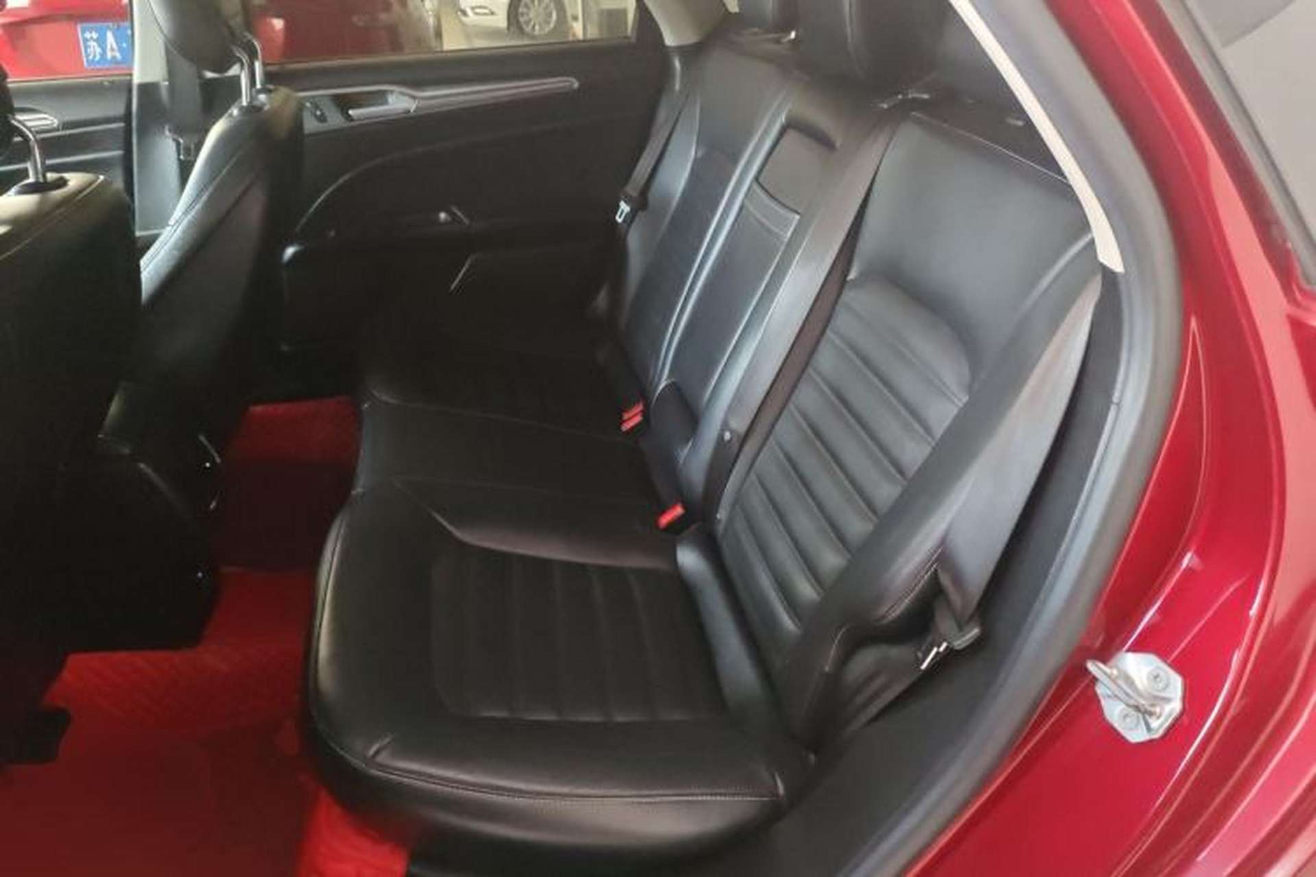 Used Ford Mondeo 2017 EcoBoost 180 Stylish Model Left Rear Seat
