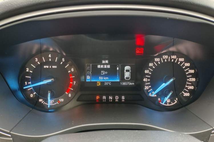 Used Ford Mondeo 2017 EcoBoost 200 Stylish Model Odometer Close Up