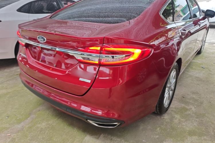 Used Ford Mondeo 2017 EcoBoost 180 Stylish Model Right Rear Taillight