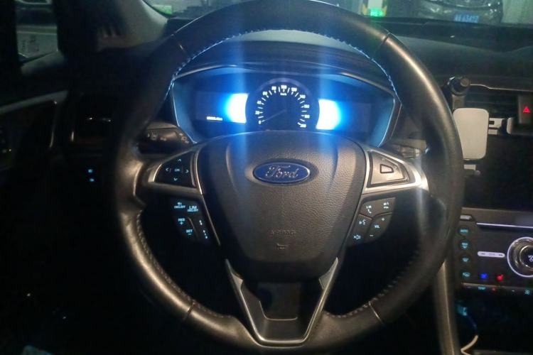 Used Ford Mondeo 2017 2.0L HEV ZhiZun Flagship Version Steering Wheel