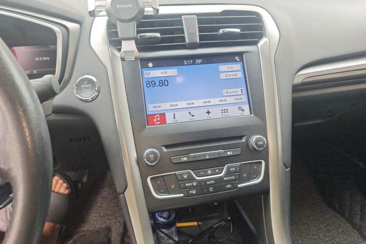 Used Ford Mondeo 2017 EcoBoost 180 Luxury Model Audio And AC Panel