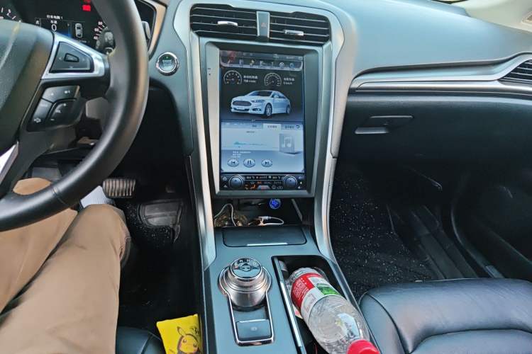 Used Ford Mondeo 2017 EcoBoost 180 Stylish Model Audio And AC Panel