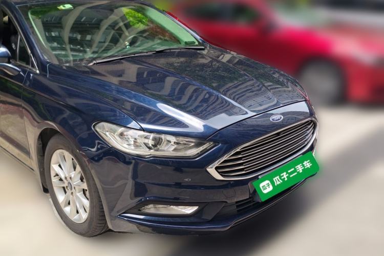 Used Ford Mondeo 2017 EcoBoost 180 Stylish Model Front Right 45 Deg