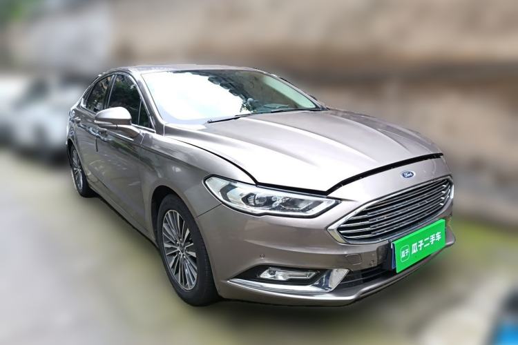 Used Ford Mondeo 2017 EcoBoost 200 Luxury Model Front Right 45 Deg