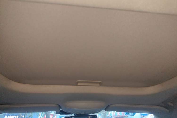 Used Ford Mondeo 2017 EcoBoost 180 Luxury Model Headliner