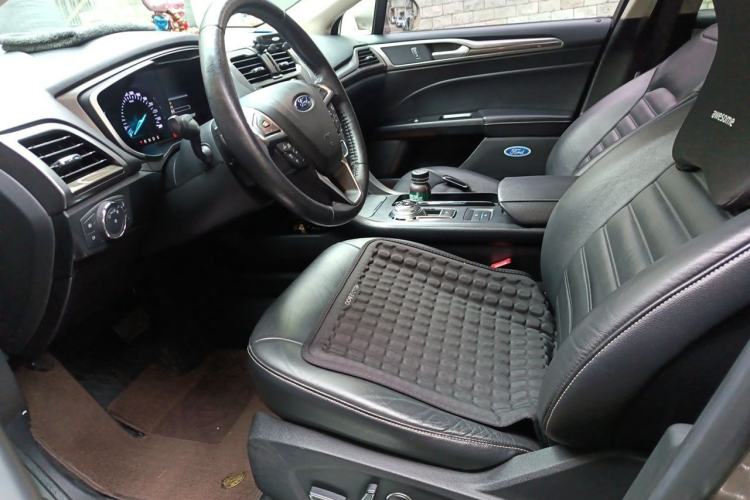 Used Ford Mondeo 2017 EcoBoost 200 Luxury Model Left Front Seat