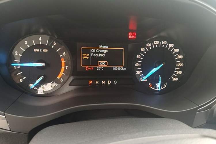 Used Ford Mondeo 2017 EcoBoost 180 Stylish Model Odometer Close Up