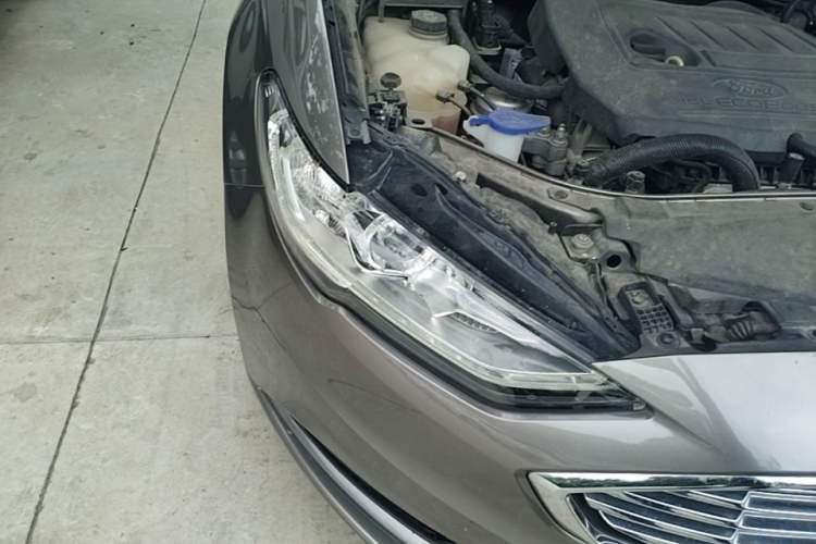 Used Ford Mondeo 2017 EcoBoost 180 Stylish Model Right Front Headlight