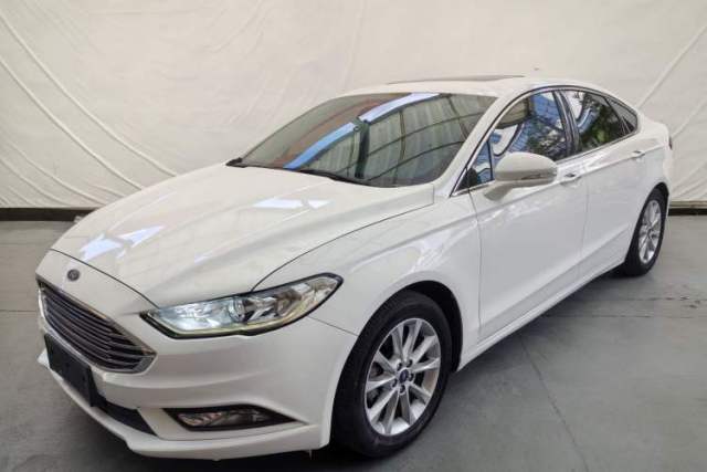 Ford Mondeo 2017 EcoBoost 200 Stylish Model usado