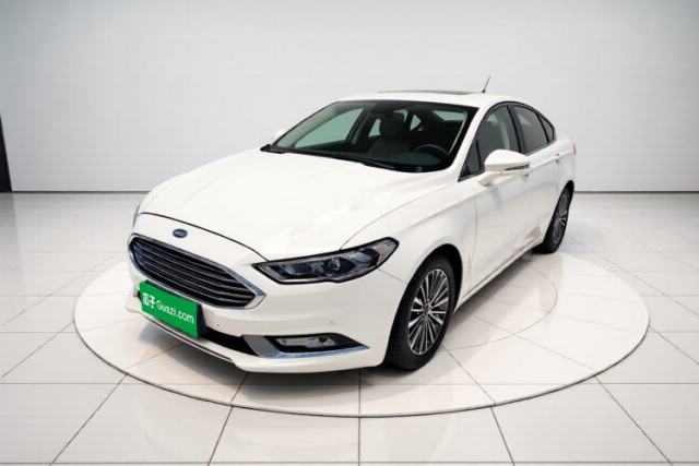 Ojetý Ford Mondeo 2017 EcoBoost 180 Luxury Model